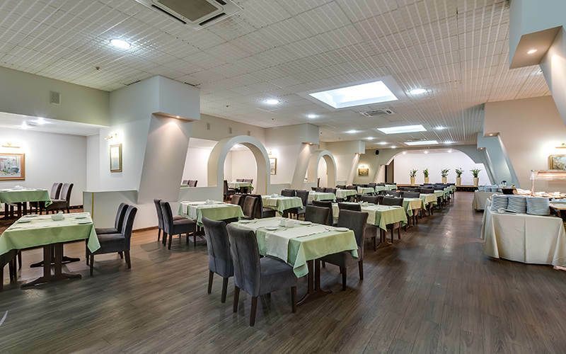 Premier Hotel Dnister Lviv Beltér fotó