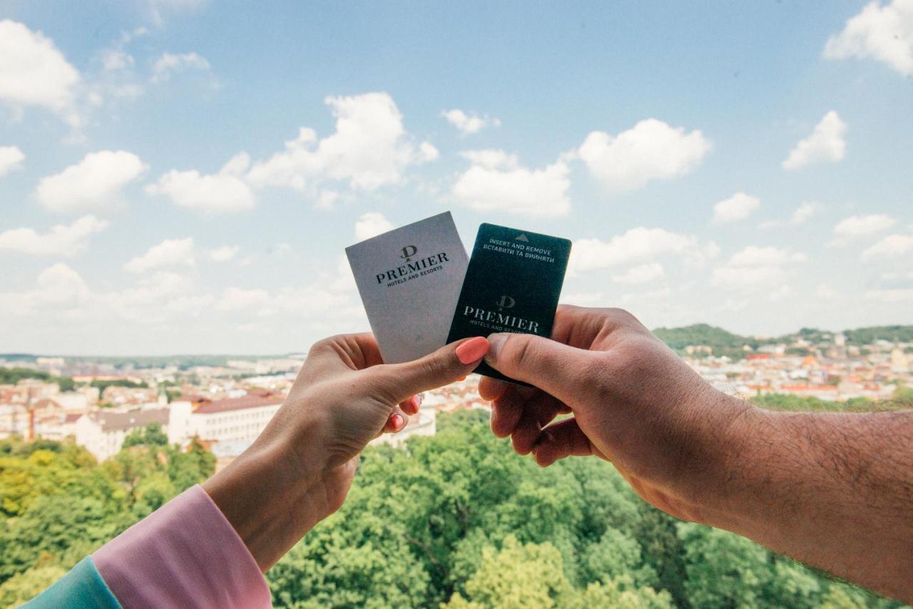 Premier Hotel Dnister Lviv Kültér fotó